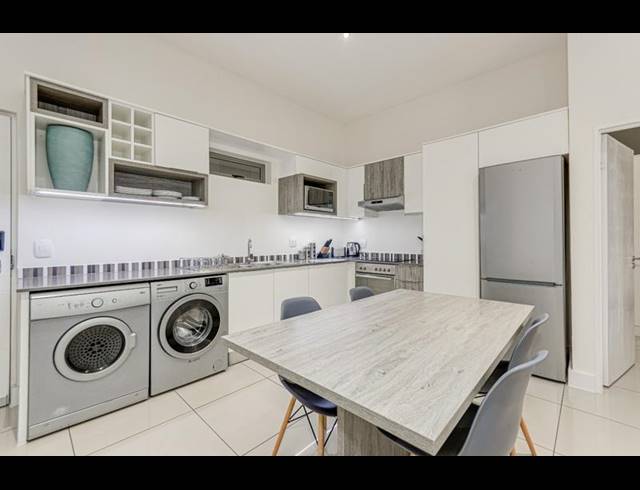 2 BEDROOM PROPERTY TO RENT IN ROSEBANK